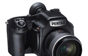 Pentax-645Z-R-no-hood